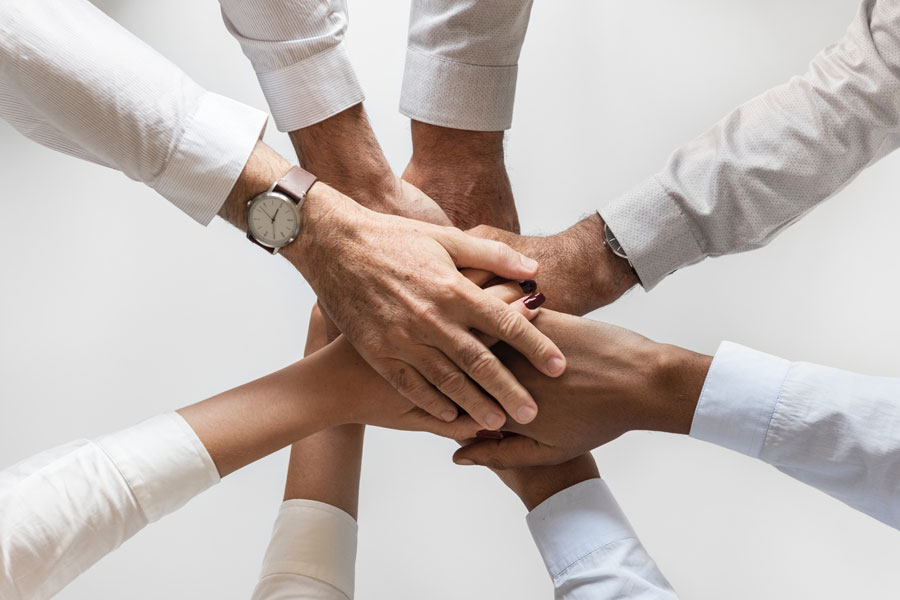 Incentivising Non-sales People
